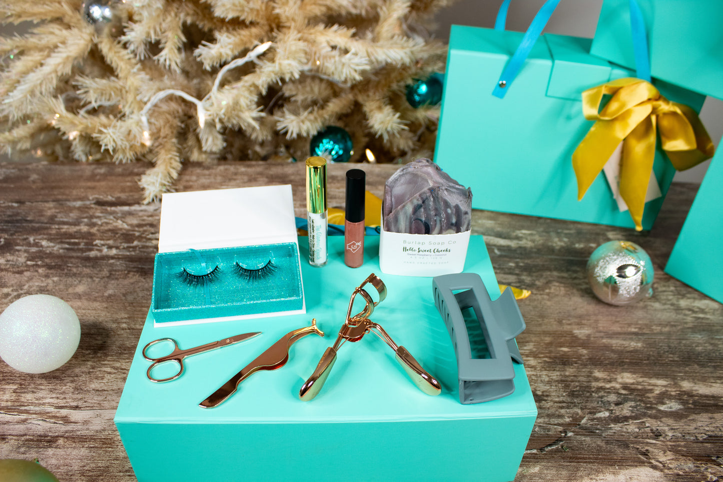 TGR Best Sellers Holiday Kit - Amarillo